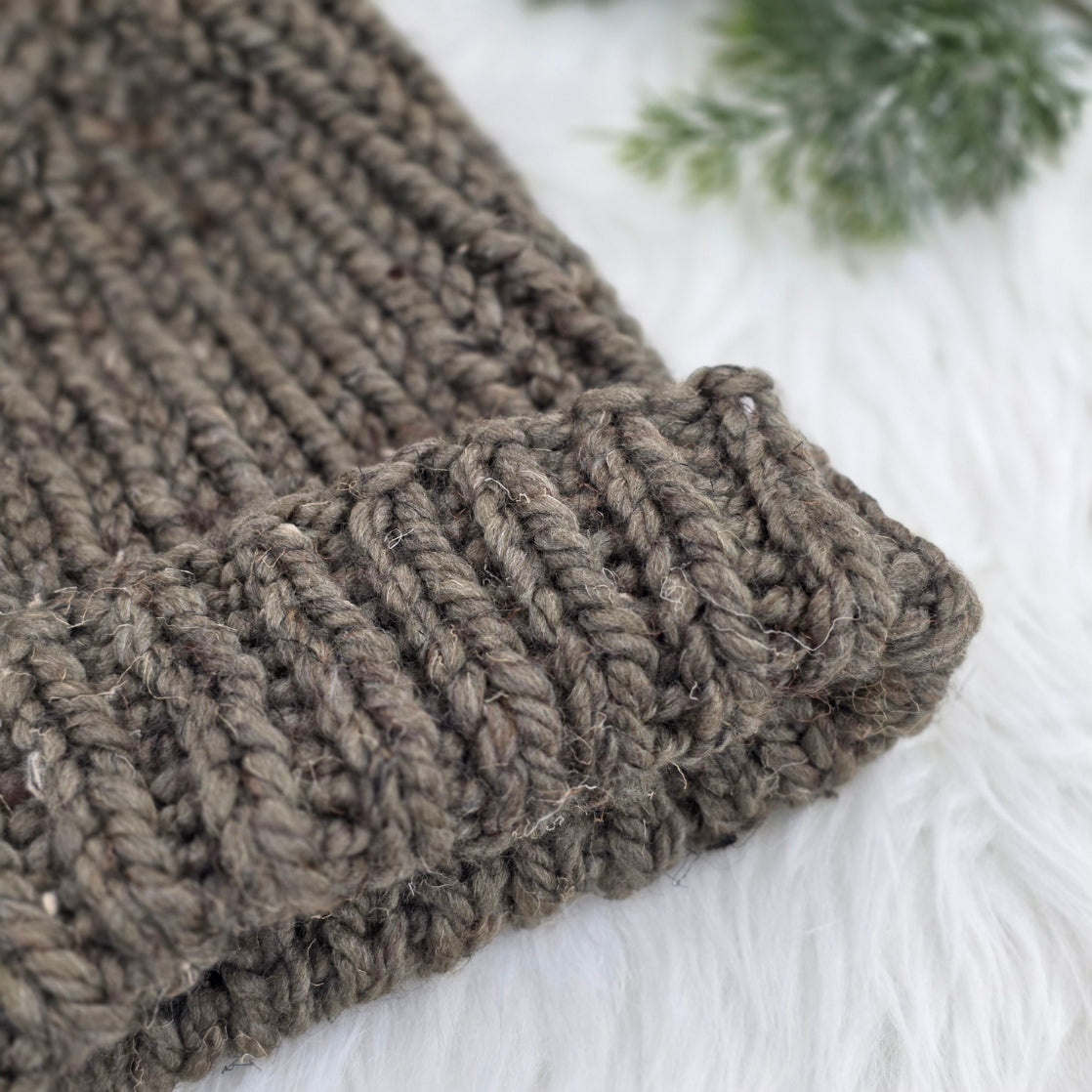 Aspen Beanie – Mocha Tweed