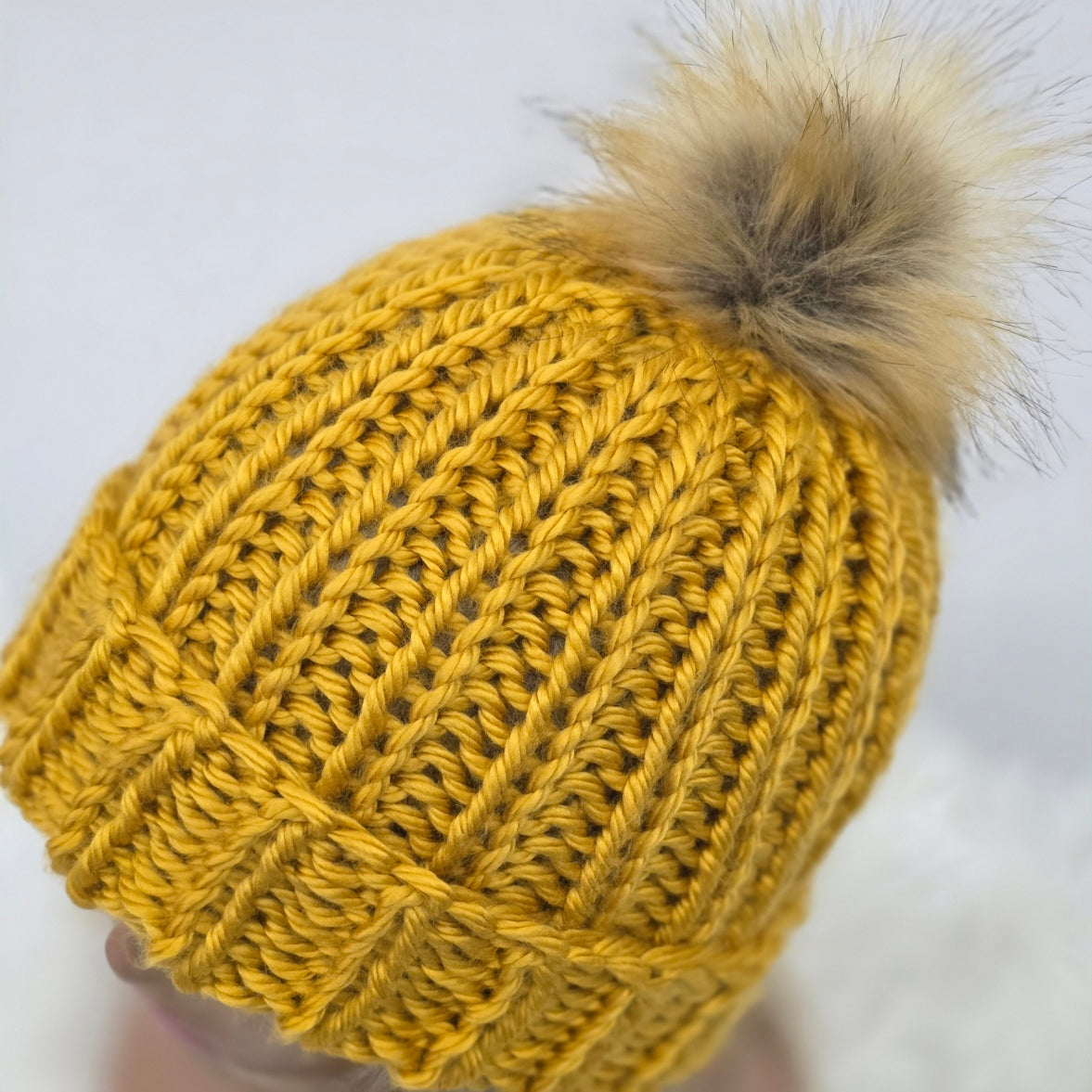 Aspen Beanie – Golden Harvest