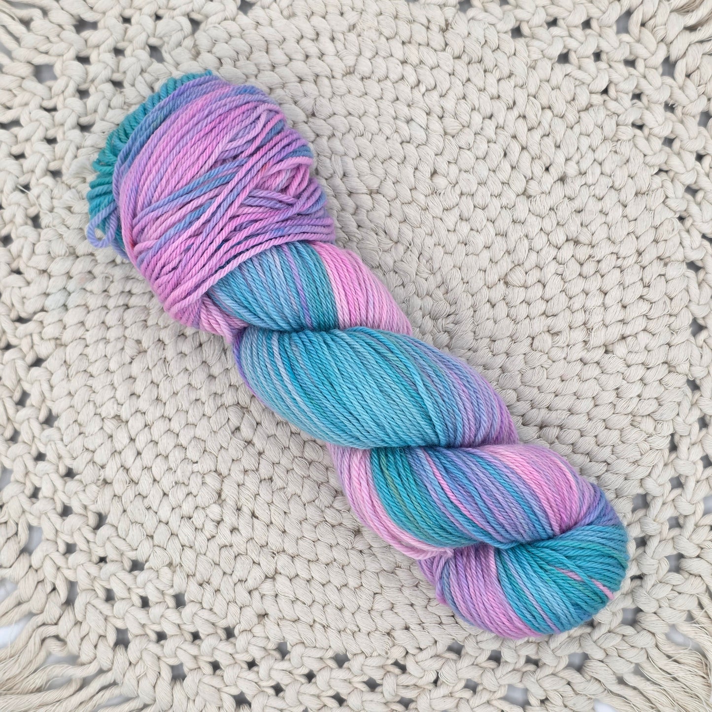 Pixie Pop – 100% Superwash Merino, Worsted