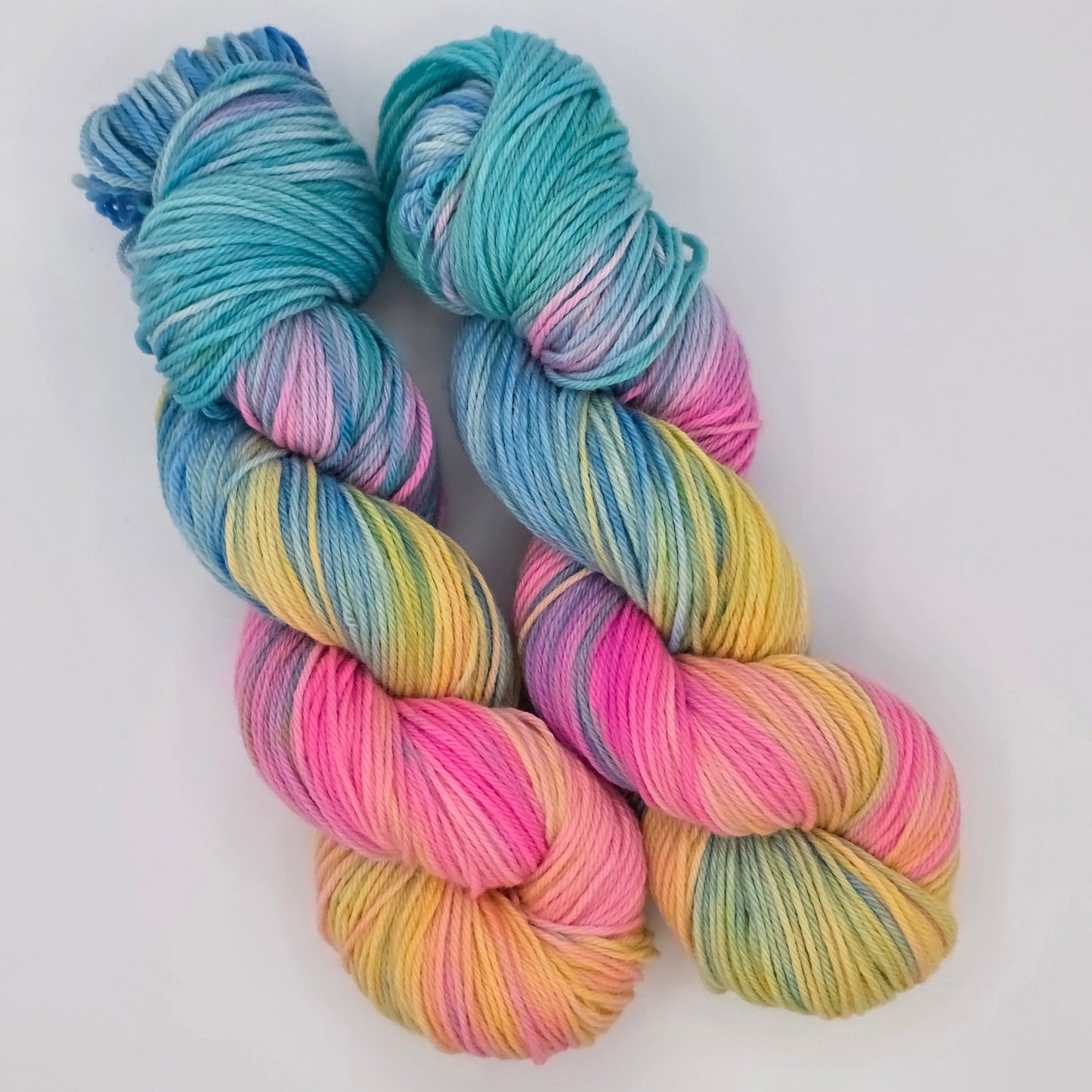 Cotton Candy Skies – 100% Superwash Merino, Worsted