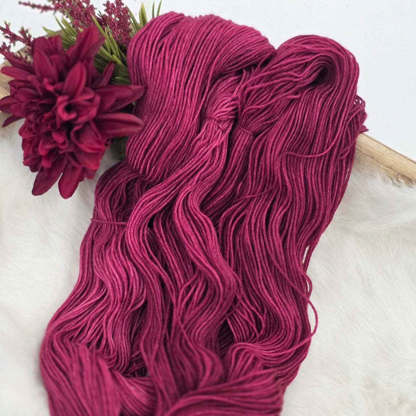 🌺 Berrywine – Hand - Dyed Luxury Sock Yarn | 70% Superwash Merino / 30% Nylon | Fingering Weight | 100g / 400m hand dyed yarn by A Splash Of Fiber — artisan fiber and handmade creations