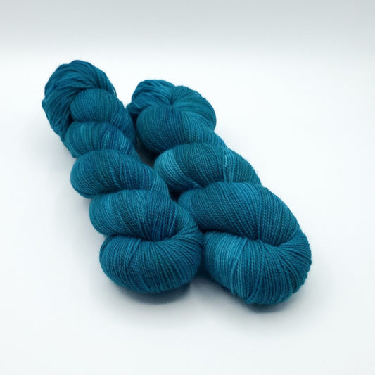 Mermaid’s Tide hand dyed yarn by A Splash Of Fiber — artisan fiber and handmade creations