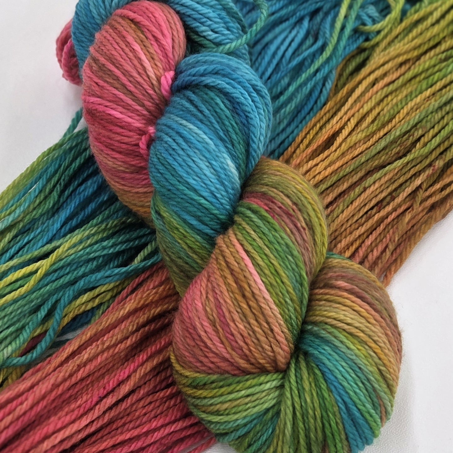 🍹Paradise Punch – Hand - Dyed Luxury Worsted Yarn – 100% Superwash Merino Wool, 100g / 200m hand dyed yarn by A Splash Of Fiber — artisan fiber and handmade creations