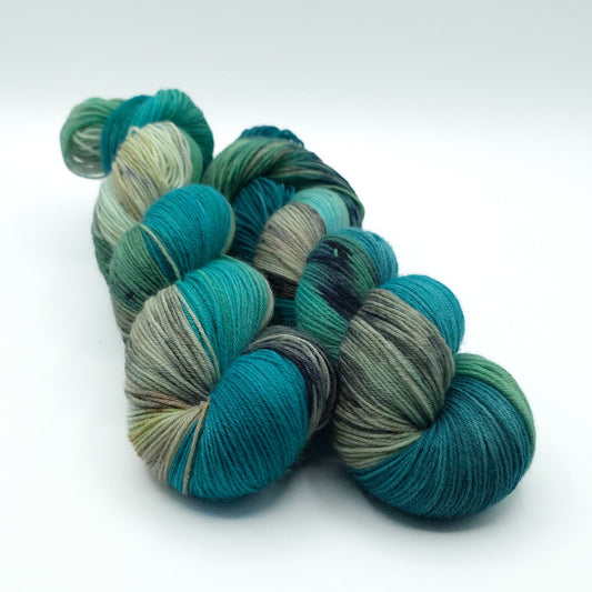 Sea Witch Linen hand dyed yarn by A Splash Of Fiber — artisan fiber and handmade creations
