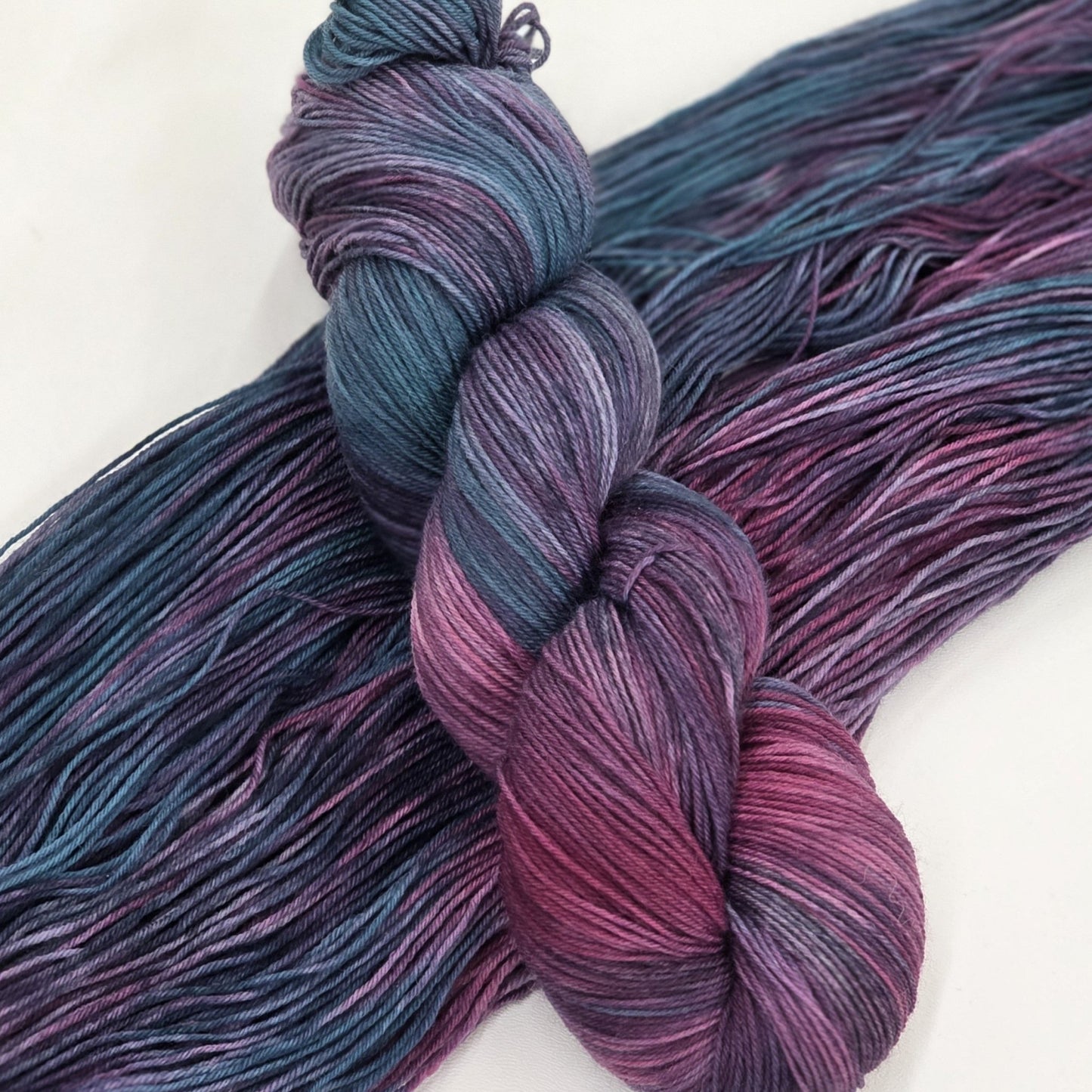 ✨ Spellbound – Hand - Dyed Luxury Sock Yarn – 70% Superwash Merino / 30% Nylon, 100g / 400m hand dyed yarn by A Splash Of Fiber — artisan fiber and handmade creations