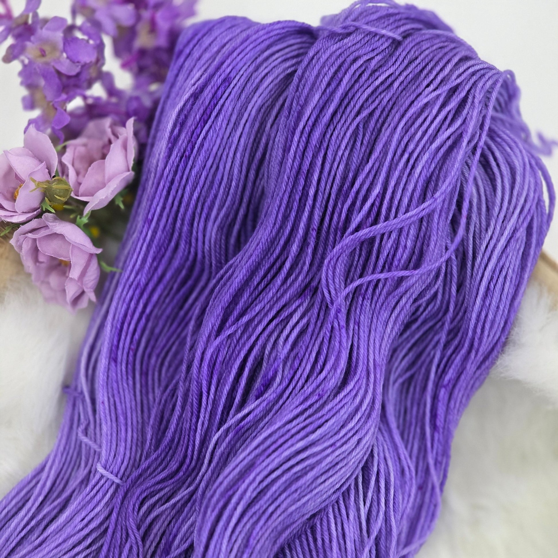 💜 Violet Whisper – Hand - Dyed Luxury Sock Yarn | 70% Superwash Merino / 30% Nylon | Fingering Weight | 100g / 400m hand dyed yarn by A Splash Of Fiber — artisan fiber and handmade creations