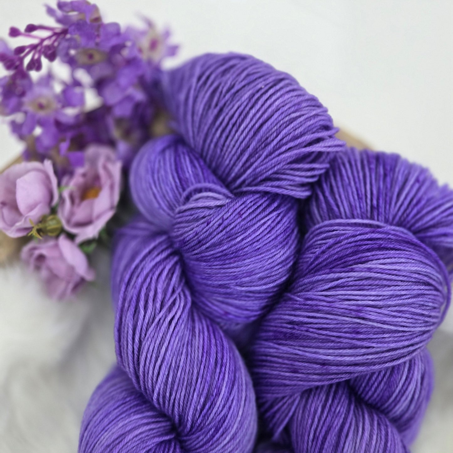 💜 Violet Whisper – Hand - Dyed Luxury Sock Yarn | 70% Superwash Merino / 30% Nylon | Fingering Weight | 100g / 400m hand dyed yarn by A Splash Of Fiber — artisan fiber and handmade creations