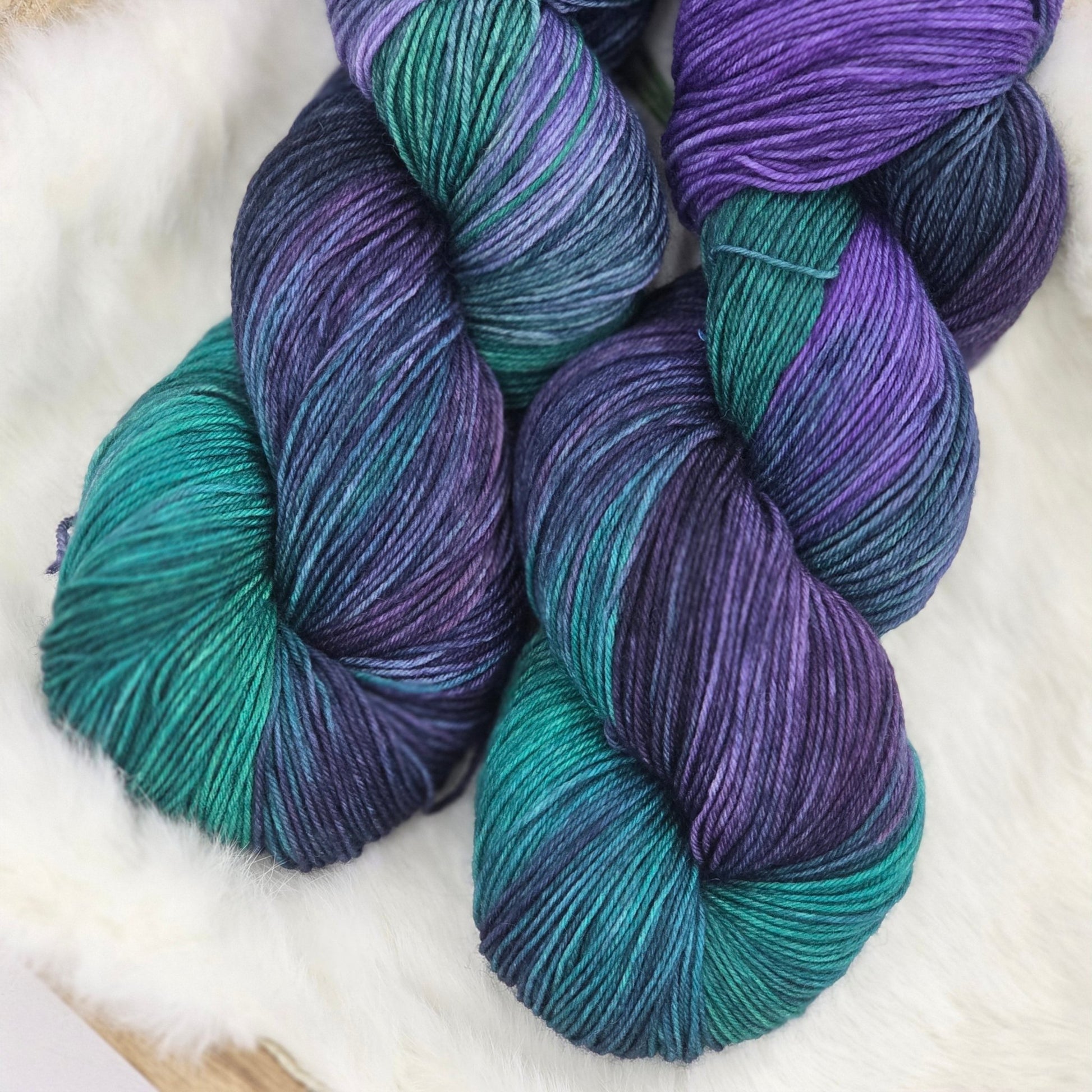 🌙Whispering Peacock – Hand - Dyed Luxury Sock Yarn – 70% Superwash Merino / 30% Nylon, 100g / 400m hand dyed yarn by A Splash Of Fiber — artisan fiber and handmade creations